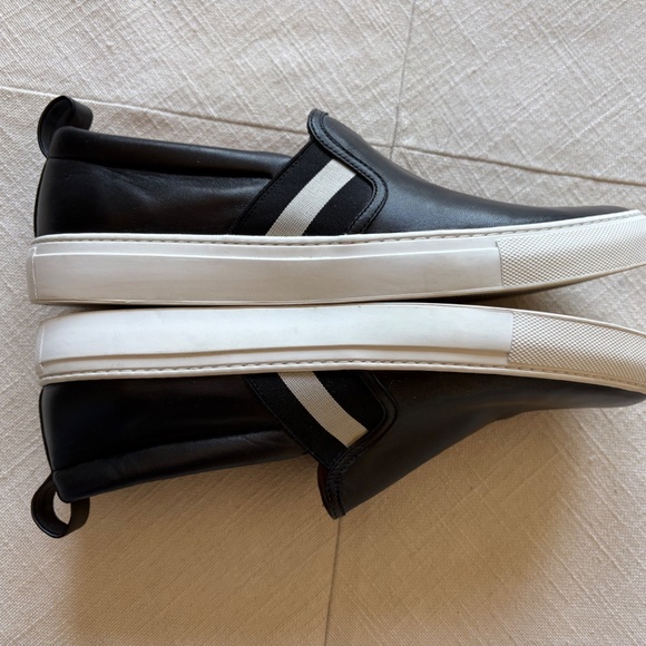 Bally Slip On Sneakers - Excellent Condition - Size 11 main image 6